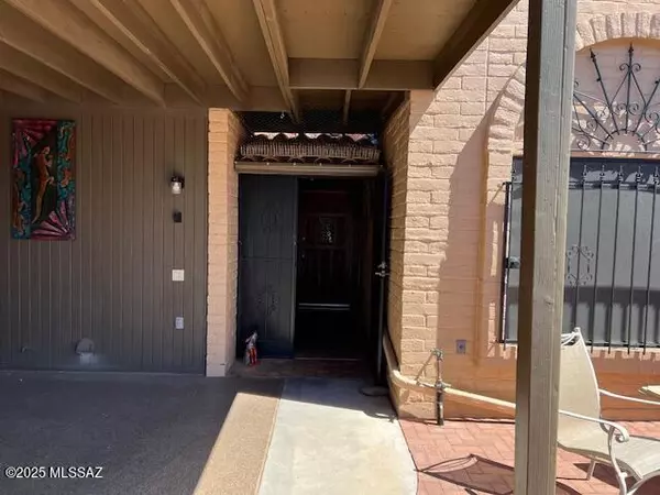 Green Valley, AZ 85622,1488 W Calle Mendoza