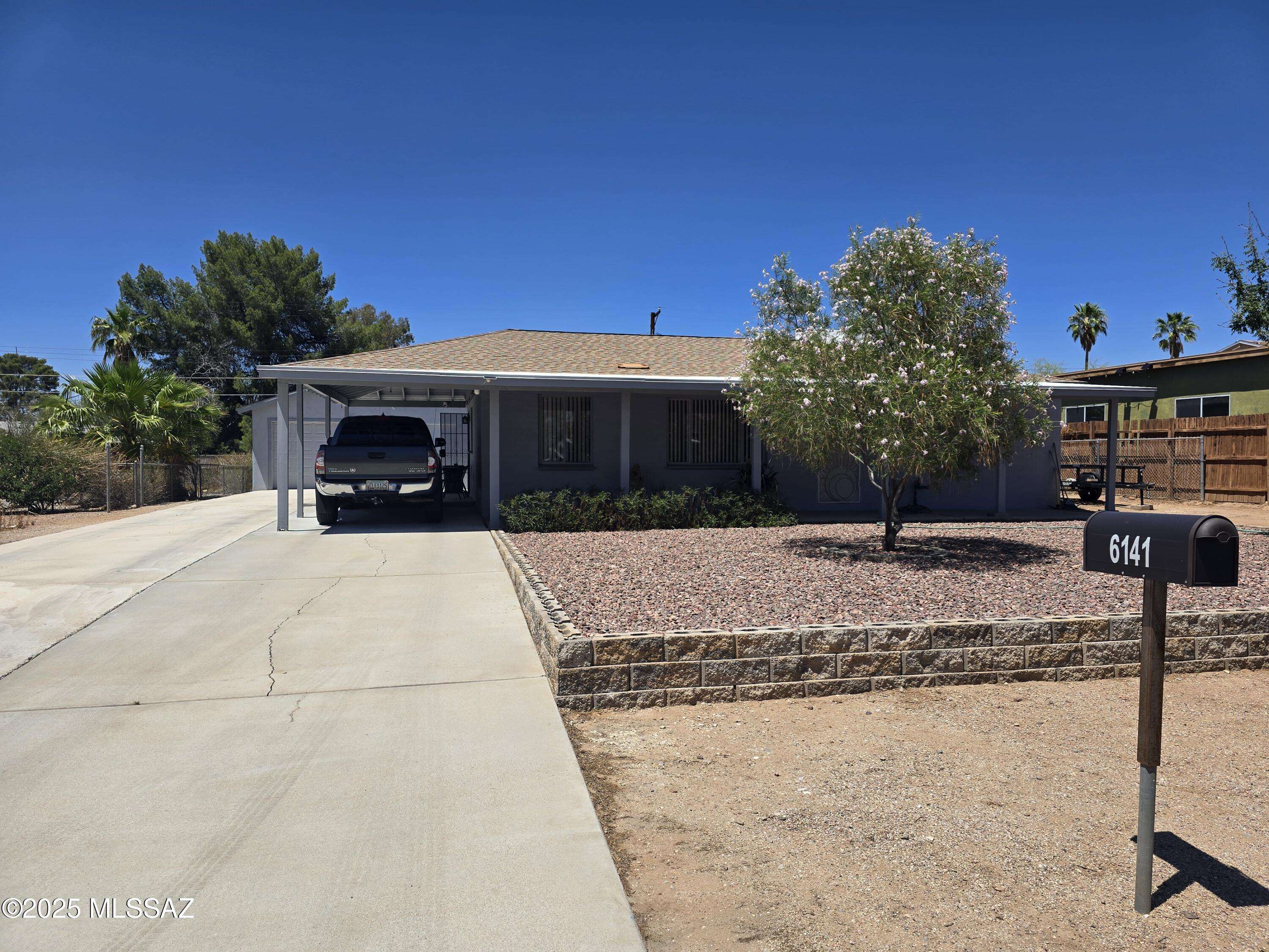 6141 E 25th Street, Tucson, AZ 85711