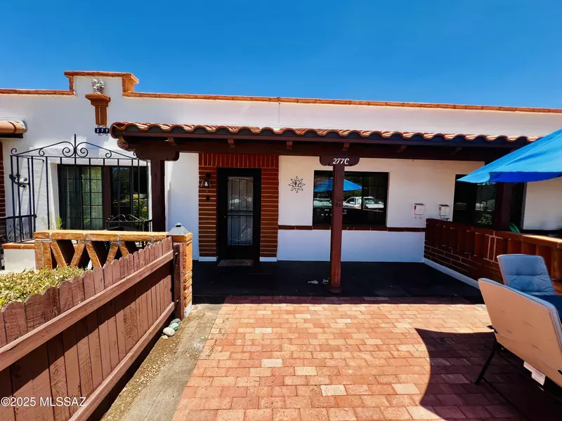 277C S Paseo Pena, Green Valley, AZ 85614