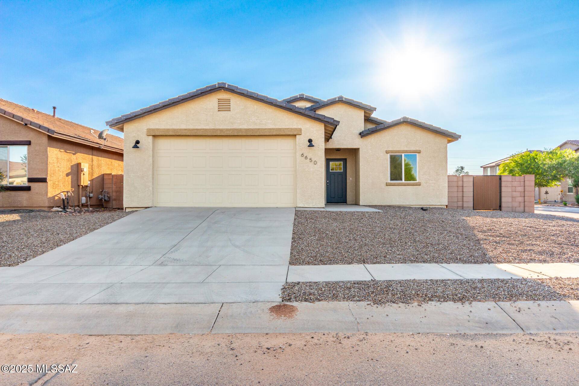 Tucson, AZ 85757,6650 S Cut Bow Drive
