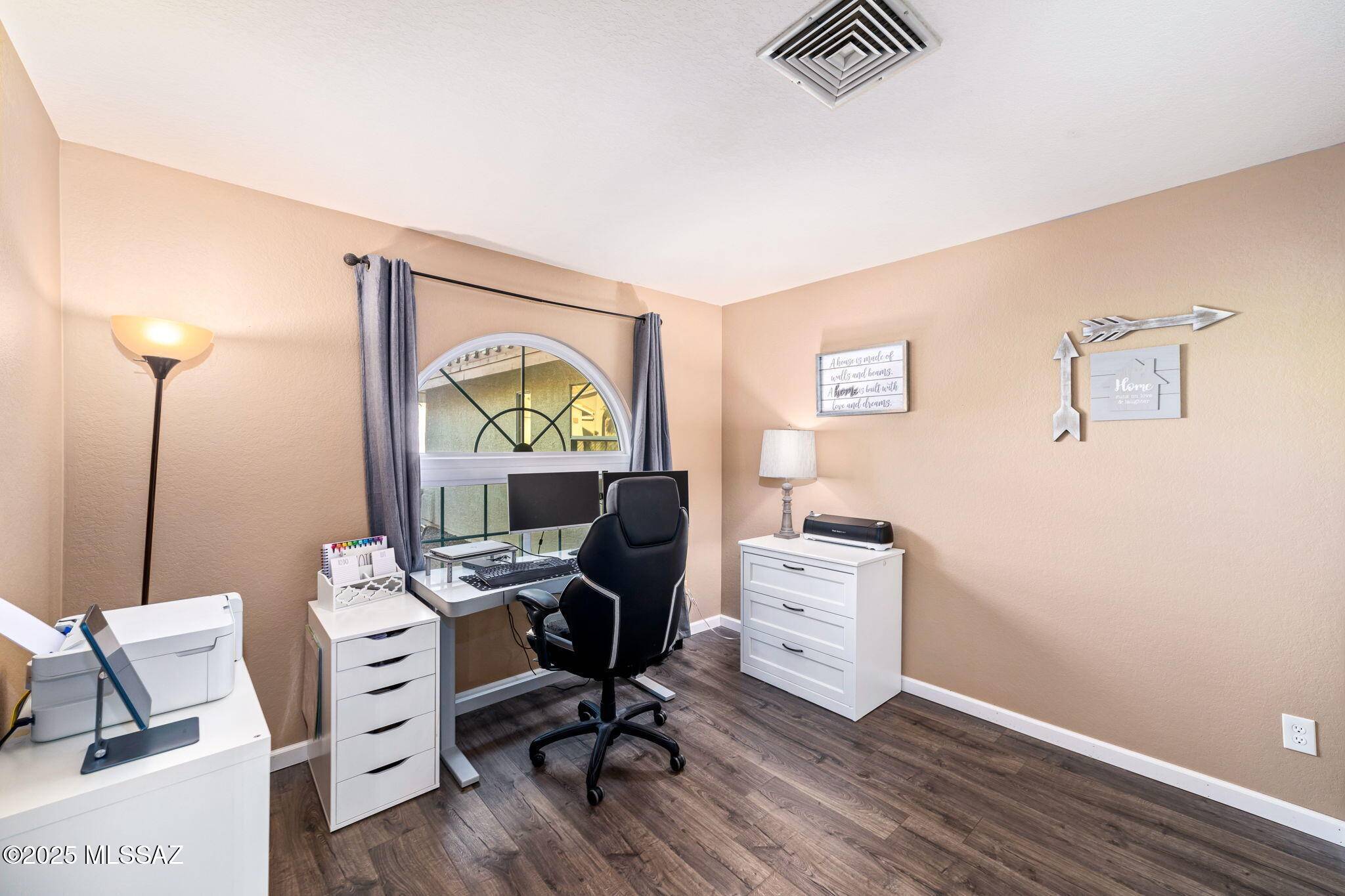 Tucson, AZ 85704,1622 W Sunridge Drive