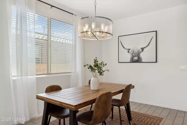 Sahuarita, AZ 85629,894 W Calle Zoca