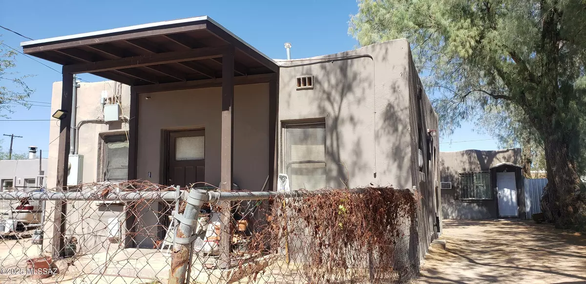 Tucson, AZ 85713,3667 S 8TH Avenue