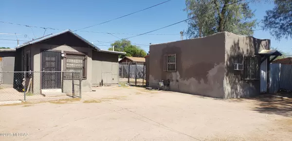 Tucson, AZ 85713,3667 S 8TH Avenue