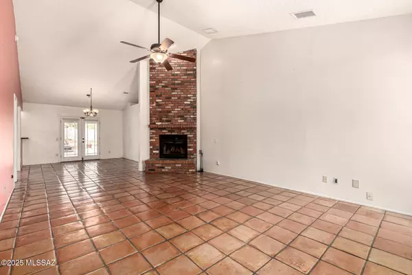 Tucson, AZ 85745,1921 N Atwood Avenue