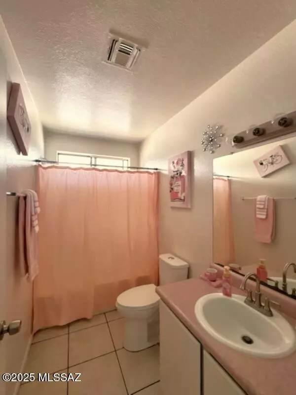 Tucson, AZ 85746,1599 W Maplewood Drive