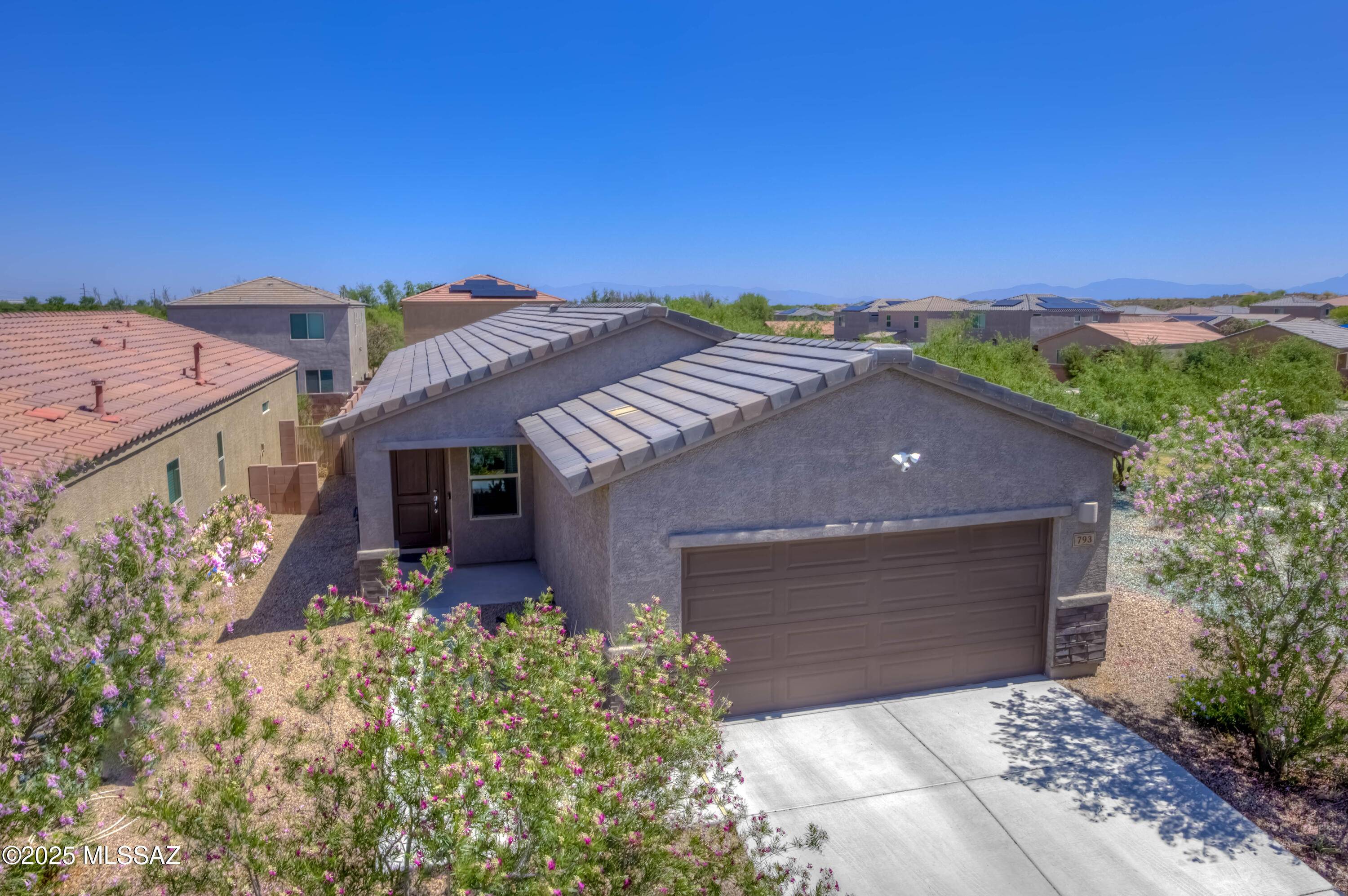 Sahuarita, AZ 85629,793 E Catwalk Place