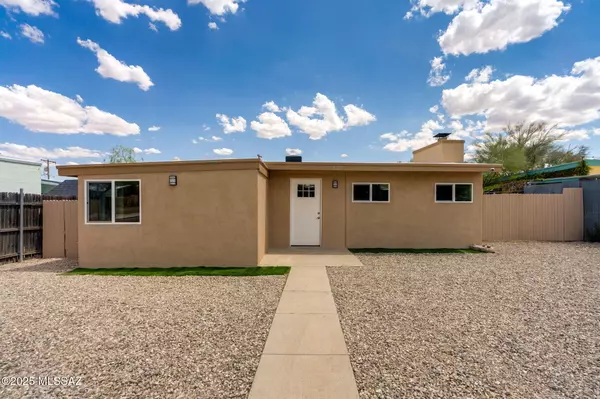 Tucson, AZ 85705,230 E Waverly Street