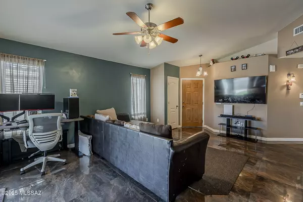 Tucson, AZ 85756,6646 E Splendid Lane