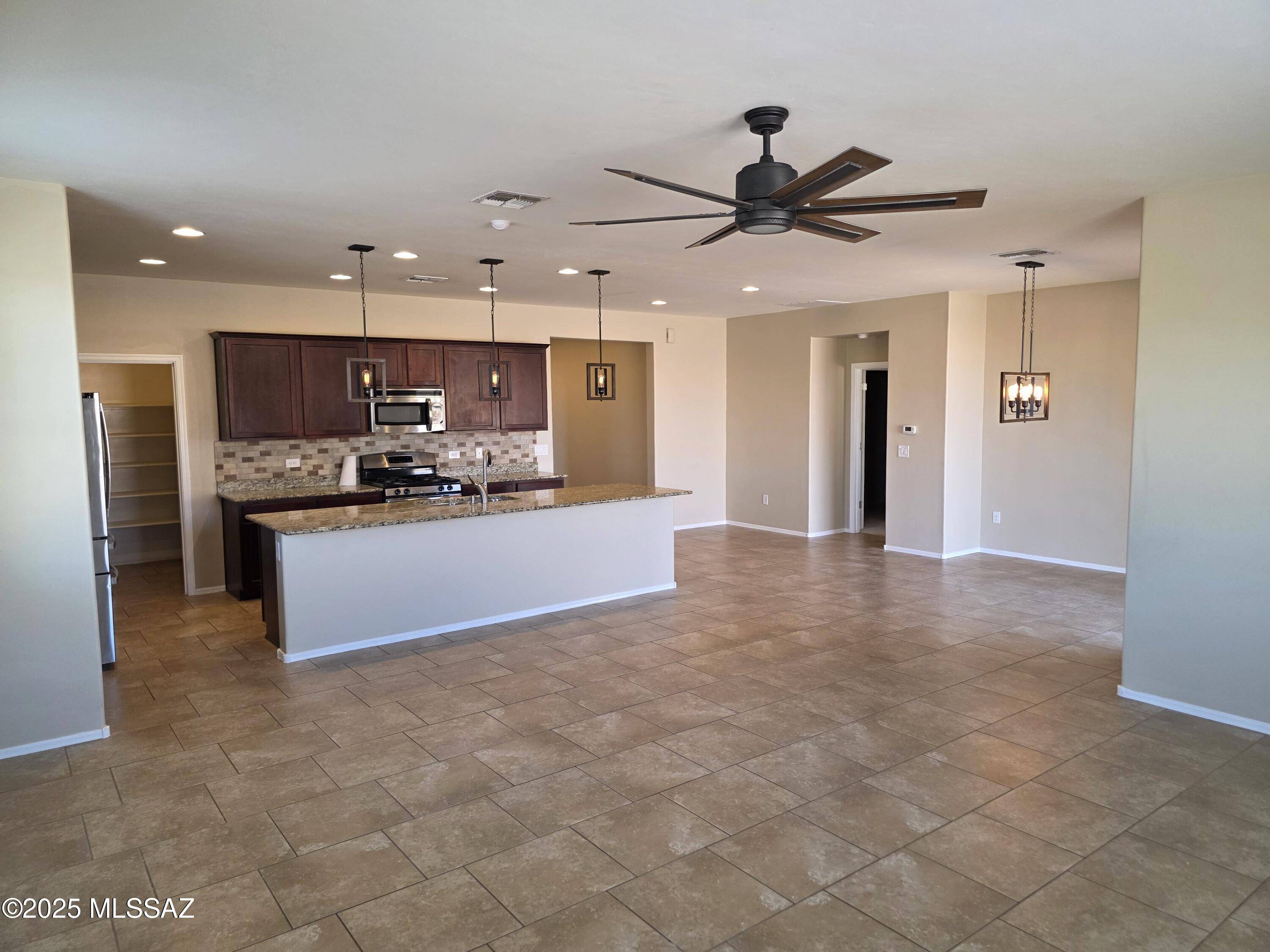 Marana, AZ 85658,14347 N Ceramic Flute Avenue