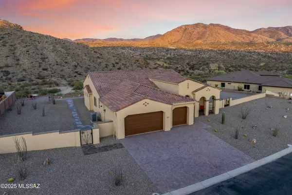 35185 S Palisade Place, Tucson, AZ 85739