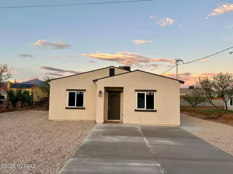 1845 Gardenias Court, Rio Rico, AZ 85648