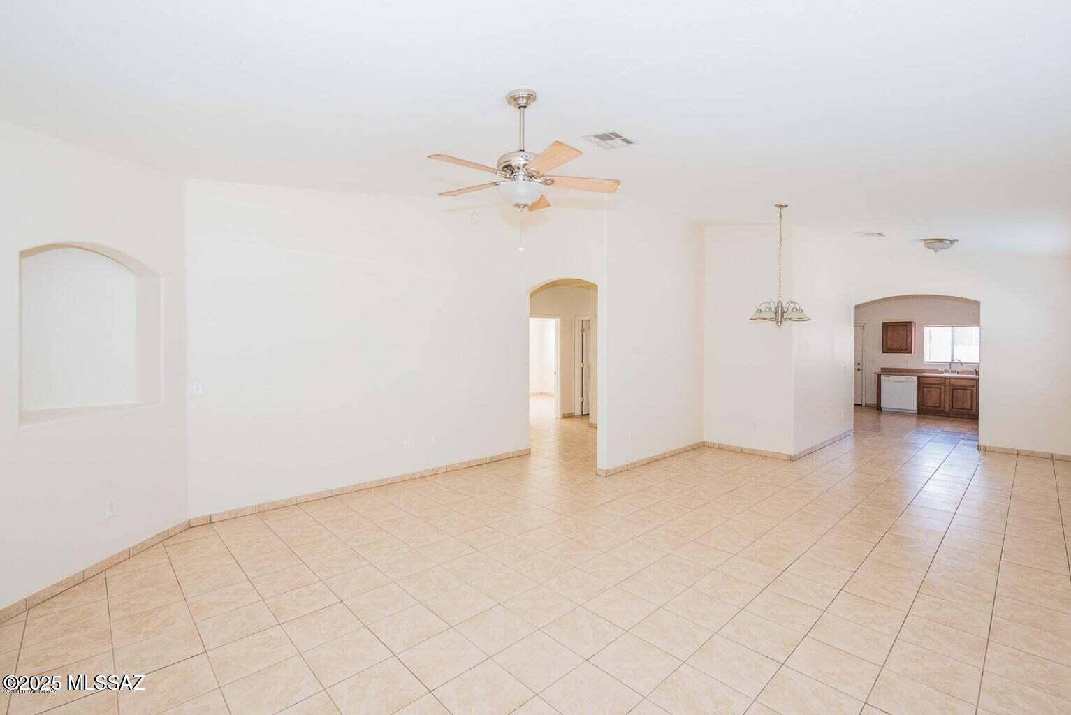 Tucson, AZ 85706,5009 S Park Avenue #2