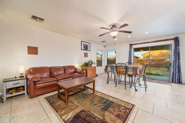 Green Valley, AZ 85614,705 W Ash Ridge Drive