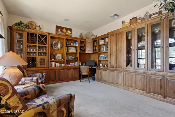 Tucson, AZ 85749,4101 Larkspur Road