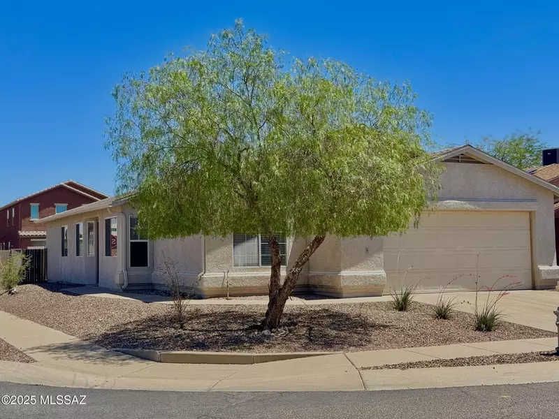 9011 E Weyburn Drive, Tucson, AZ 85730