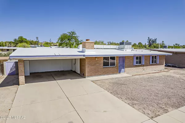 7821 N Jensen Drive, Tucson, AZ 85741