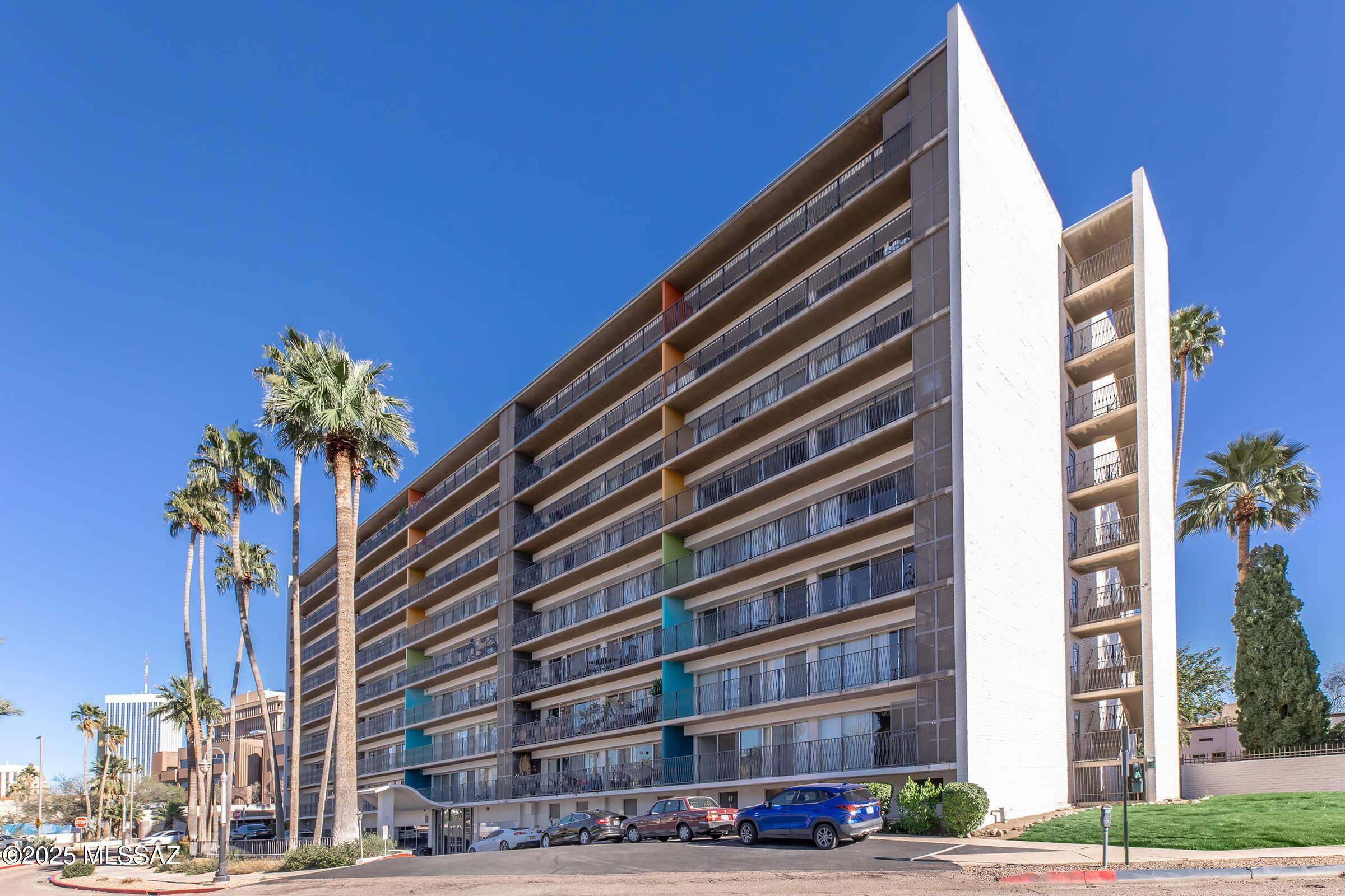 Tucson, AZ 85701,425 W Paseo Redondo 5J