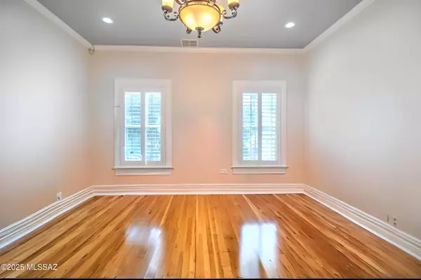 Tucson, AZ 85701,509 S 6th Avenue