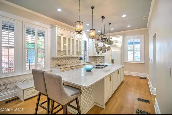 Tucson, AZ 85701,509 S 6th Avenue