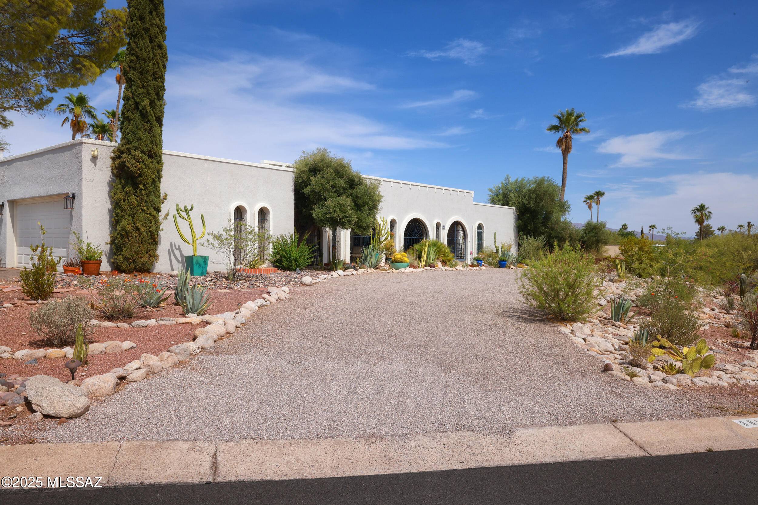 Tucson, AZ 85750,3618 N Knollwood Circle