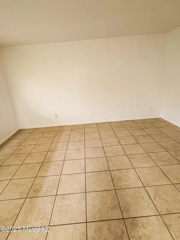 Tucson, AZ 85706,5737 S Morris Boulevard