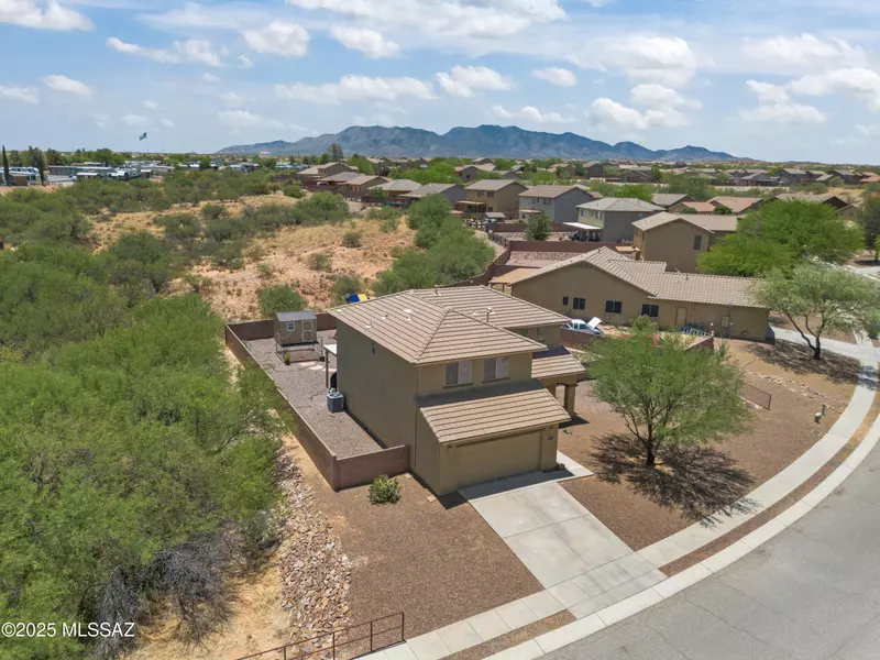 977 S Limestone Street, Benson, AZ 85602