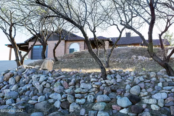 Rio Rico, AZ 85648,565 Amaranto Court