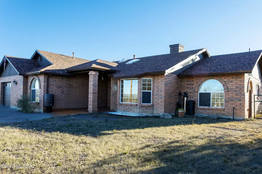 565 Amaranto Court, Rio Rico, AZ 85648