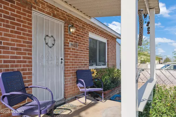 Tucson, AZ 85705,438 E Alturas Street