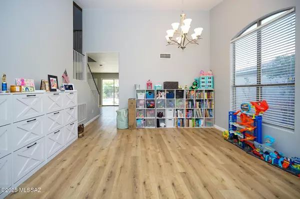 Gilbert, AZ 85295,1750 E Erie Street