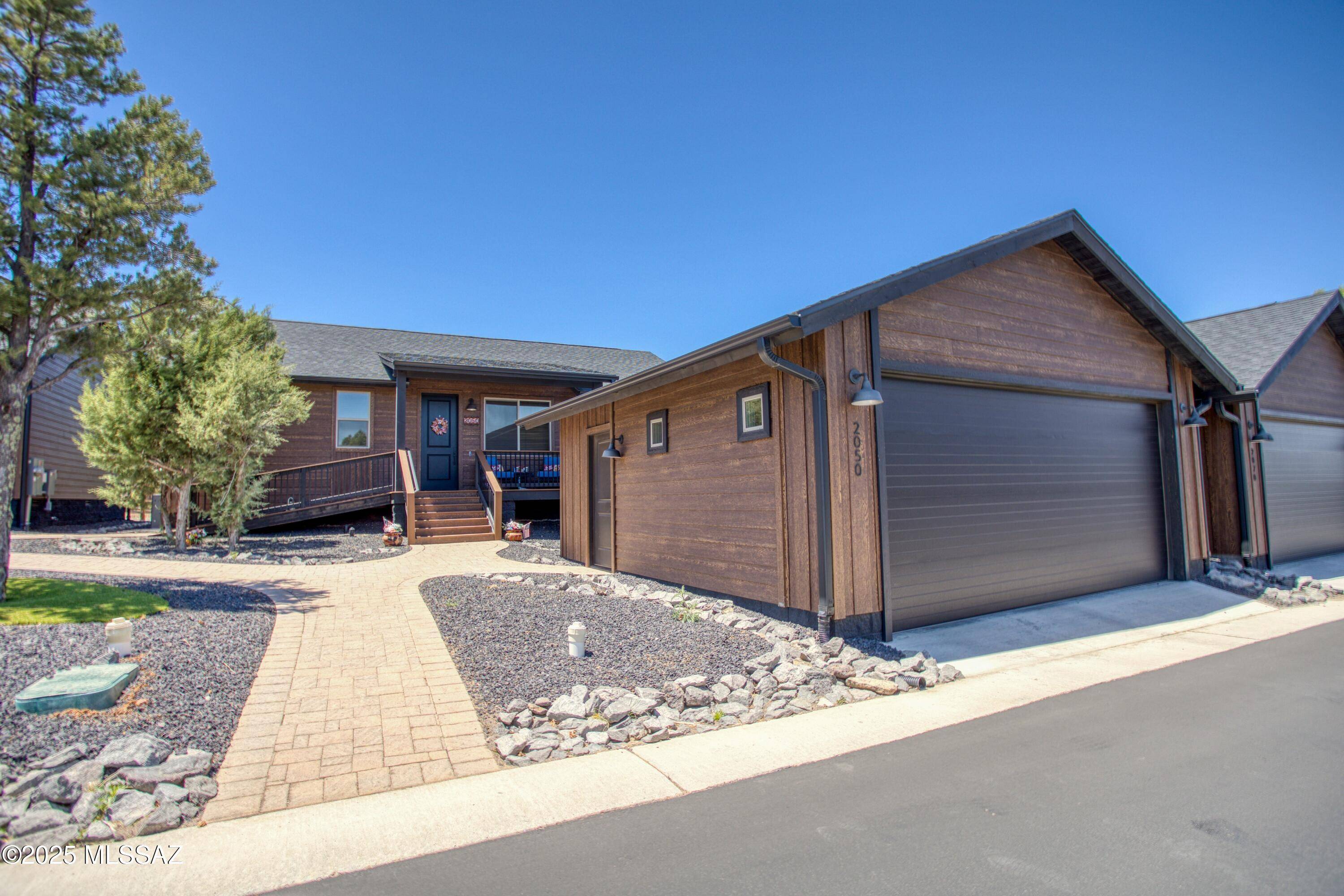 2050 N Bison Pass Court, Show Low, AZ 85901