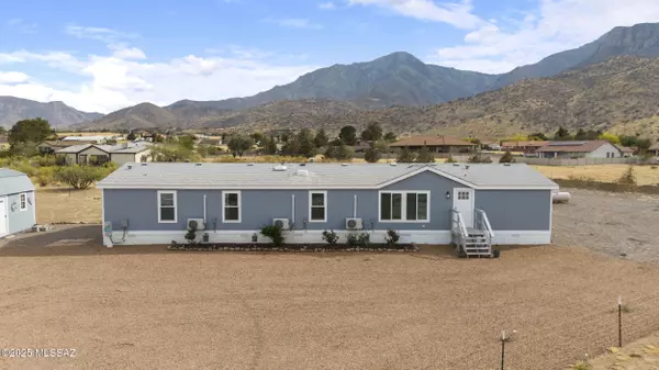 4770 E Thunder Lane, Hereford, AZ 85615