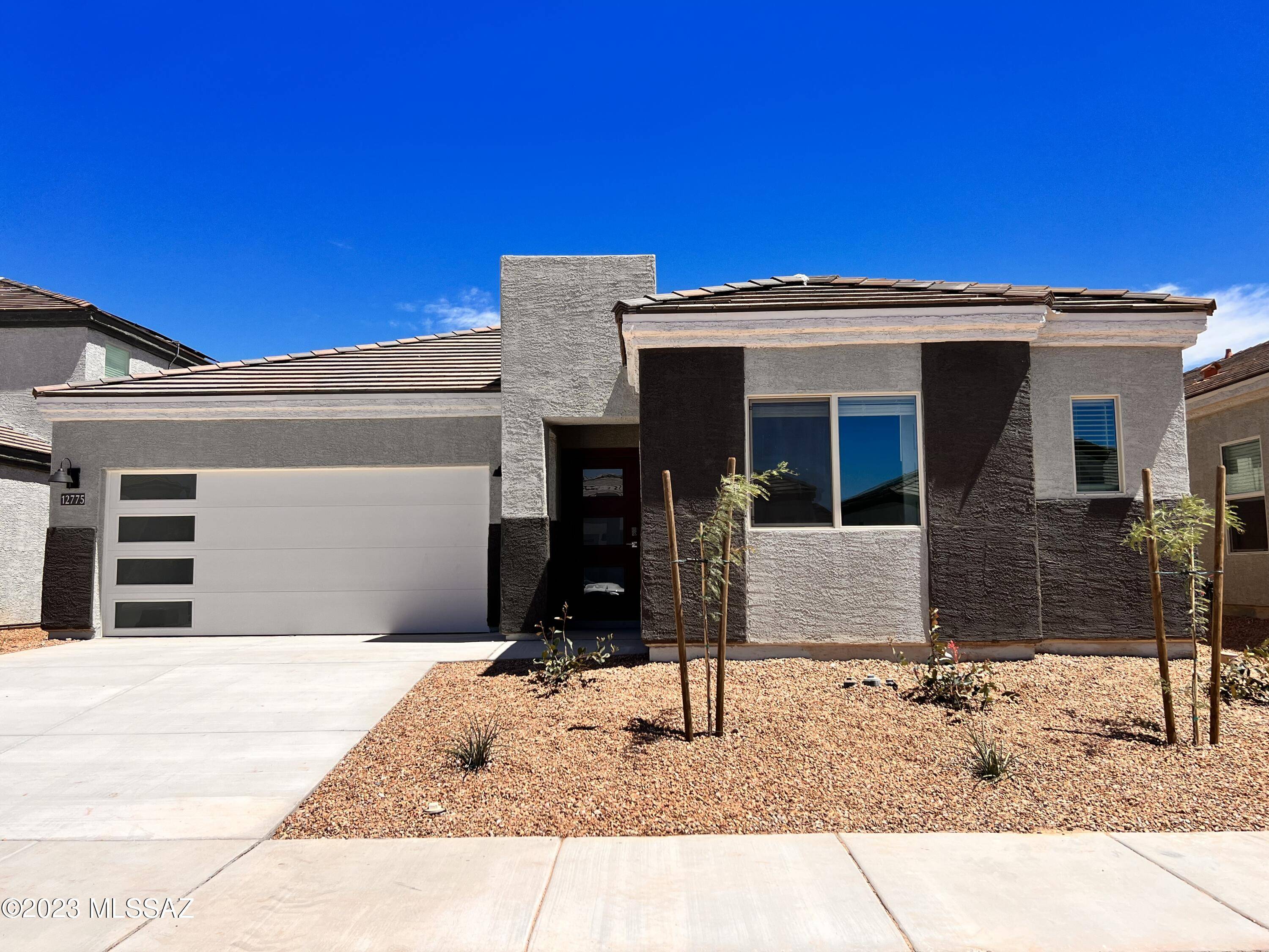 12775 E Russo Drive, Vail, AZ 85641