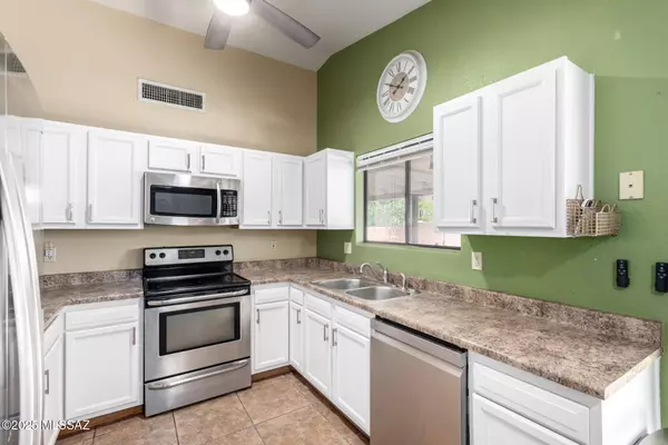 Tucson, AZ 85746,1643 W Houchin Way