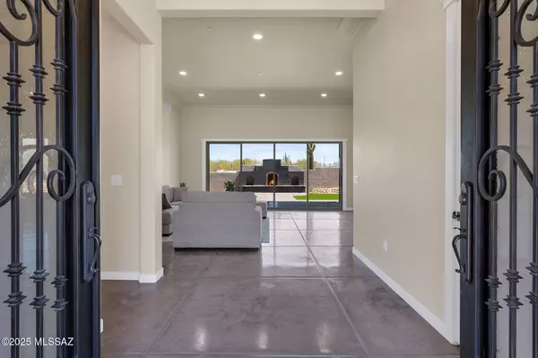 Tucson, AZ 85704,976 W Las Lomitas Road