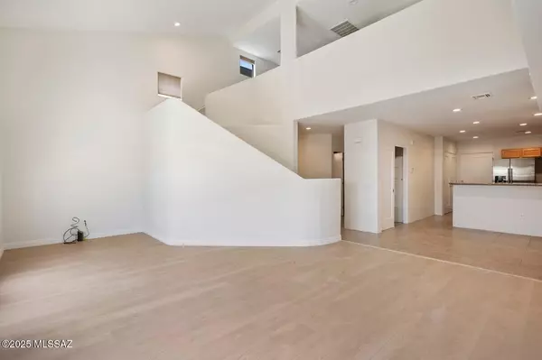 3121 N Olsen Avenue, Tucson, AZ 85719