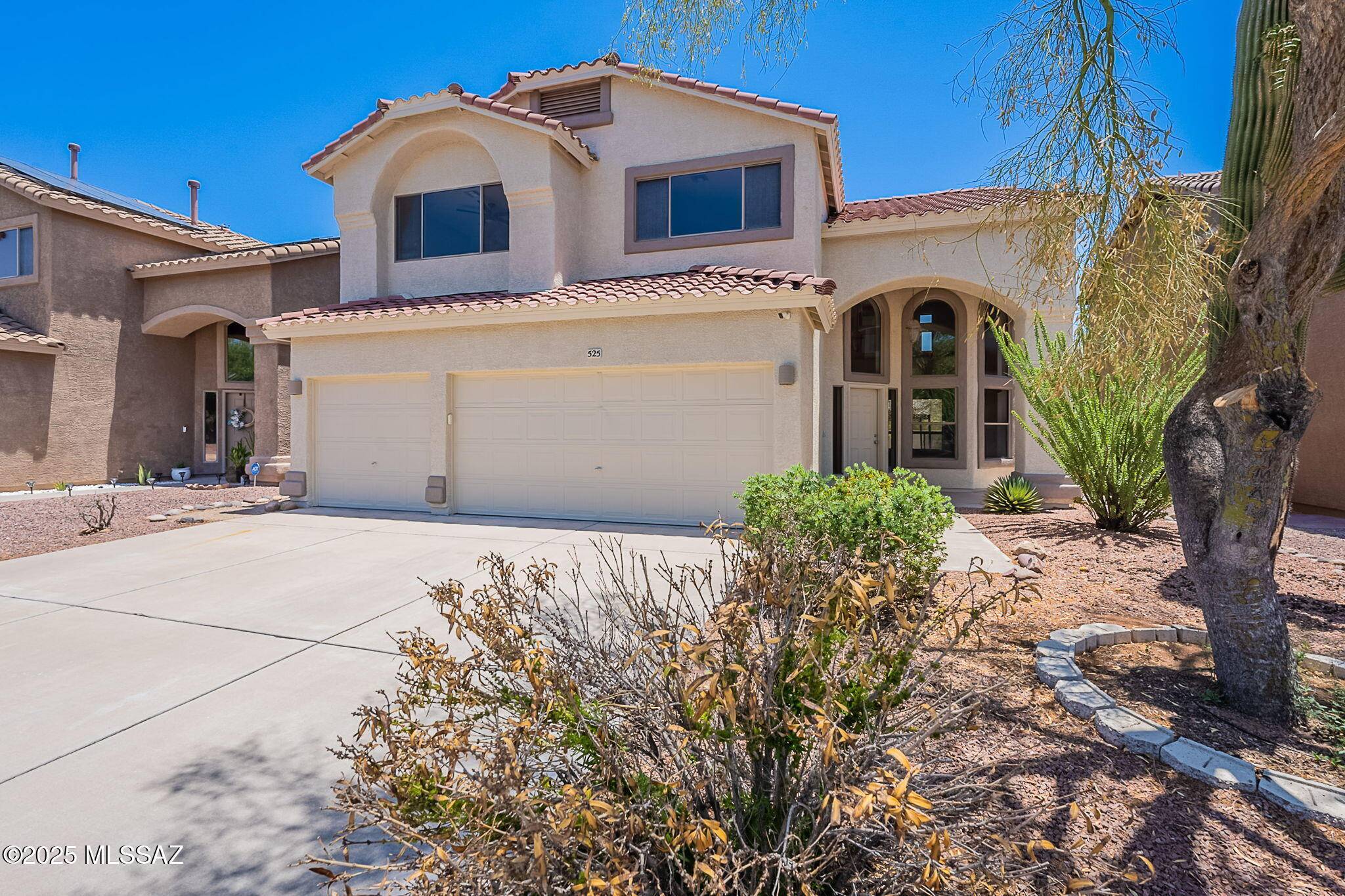 Sahuarita, AZ 85629,525 E Camino Del Abeto