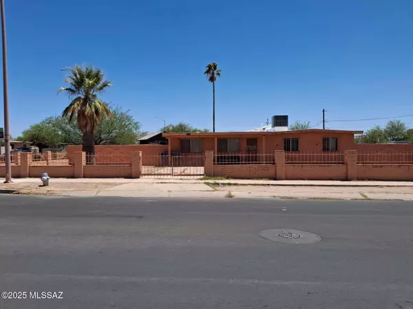 301 W Corona Road, Tucson, AZ 85756