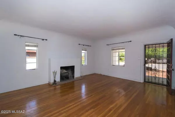 Tucson, AZ 85719,1816 E Waverly Street