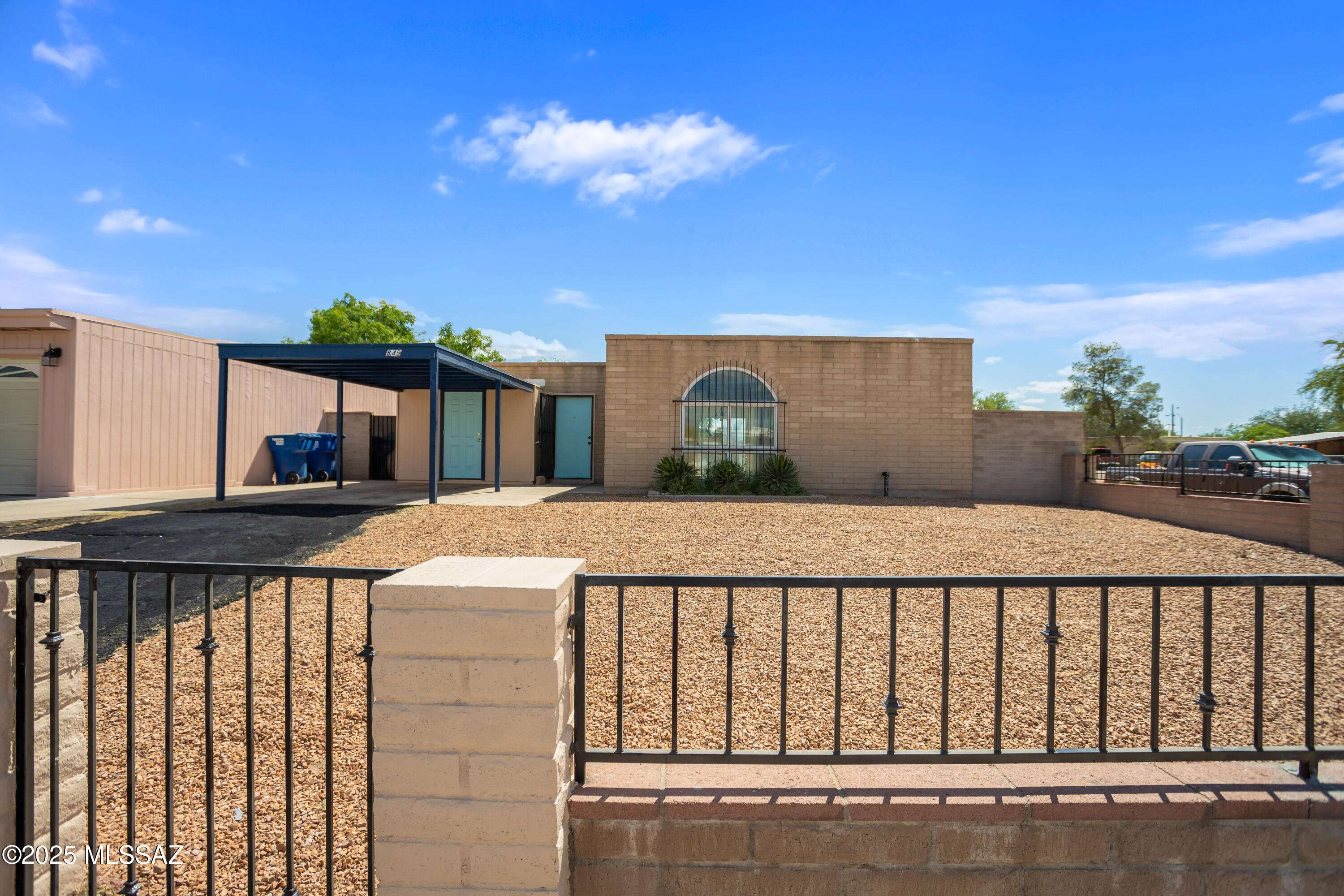 Tucson, AZ 85706,849 W Hawaii Drive