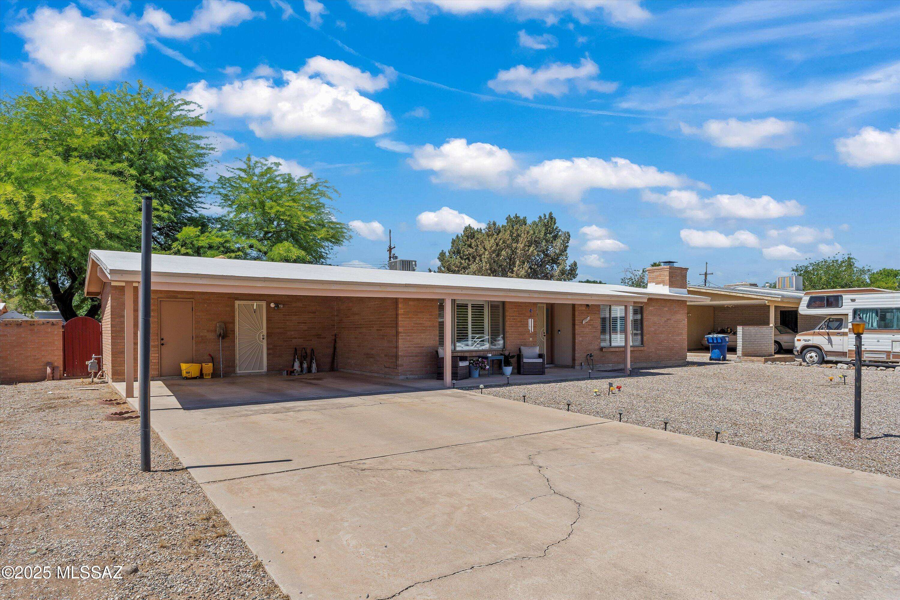 Tucson, AZ 85715,7772 E Elida Street
