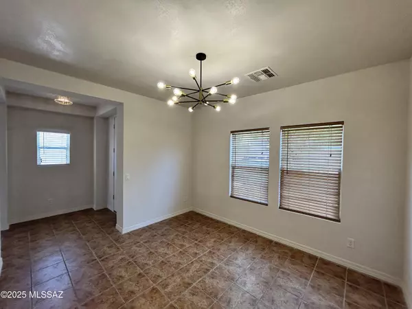 Tucson, AZ 85712,3365 N River Rapids Drive