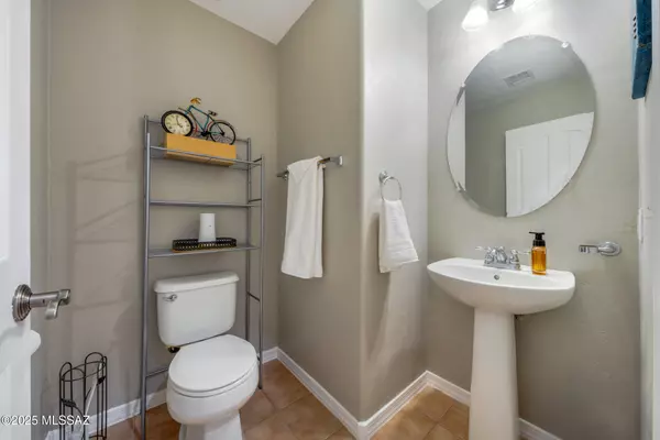 Tucson, AZ 85741,5898 N Dartwhite Drive