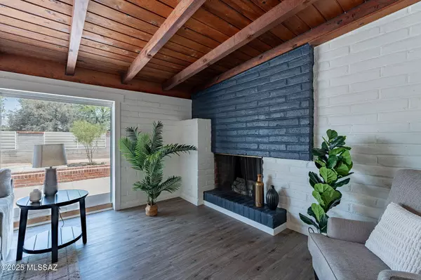 Tucson, AZ 85711,5457 E Holmes Street