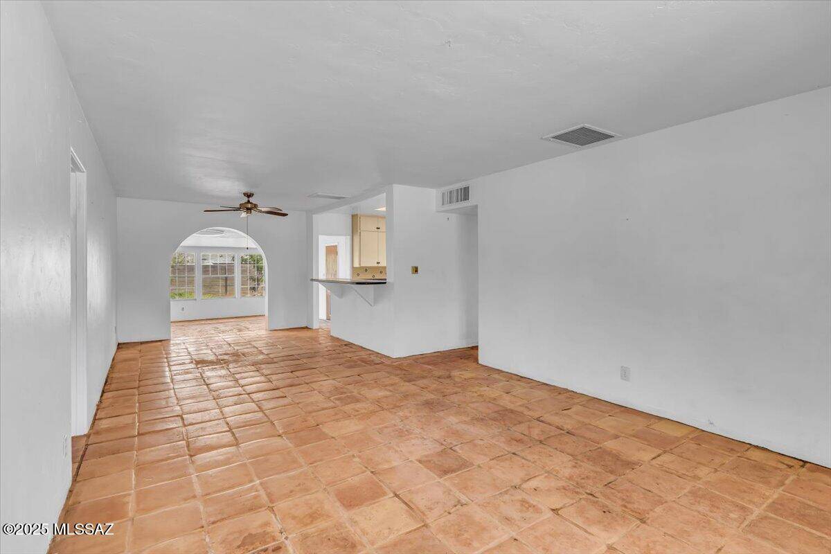 Tucson, AZ 85711,4801 E 13th Street