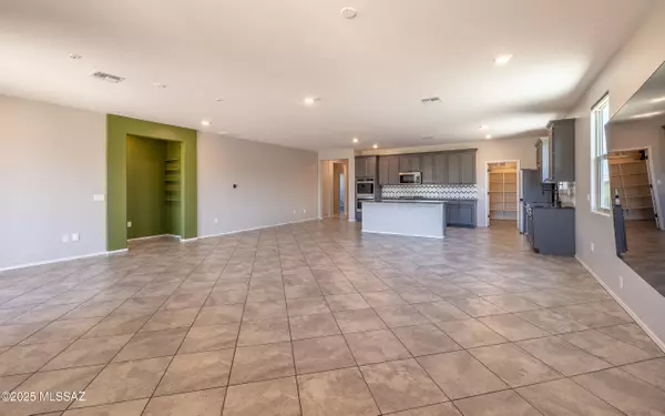 Tucson, AZ 85730,8820 E Stone Meadow Circle