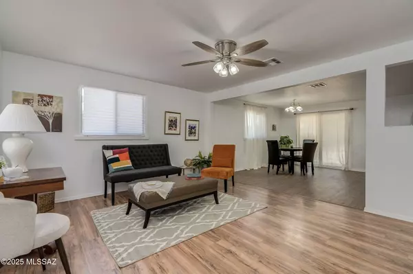 Tucson, AZ 85714,407 W Lincoln Street