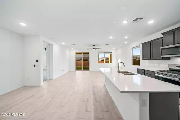 Vail, AZ 85641,12745 E Tortoise Pointe Drive