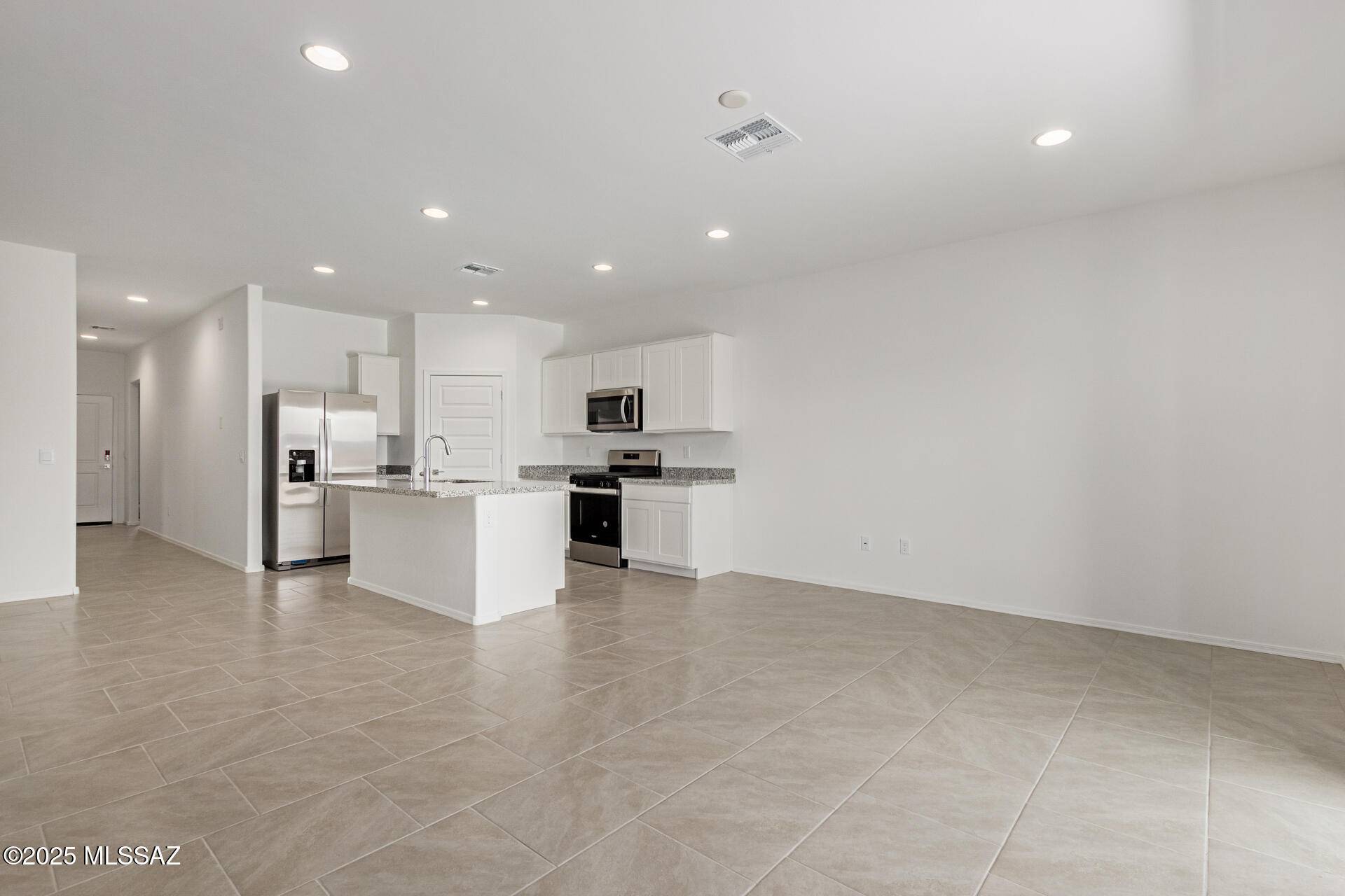 Tucson, AZ 85730,9840 E Gray Hawk Drive